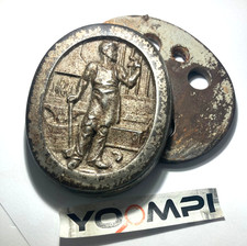 Cache serrure coffre fort