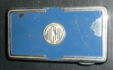 Rare ancienne boite en métal