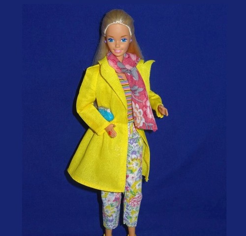 Barbie tenue été fleurie