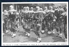 1949 -- BINCHE LES GILLES A L AUBE. 3Z569