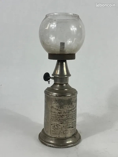 Lampe pétrole pigeon - à,