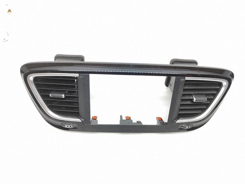 Chrysler pacifica 2018 grille - pacifica,