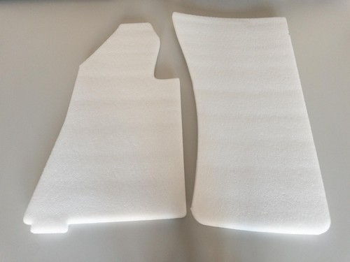 Plaquette isolante sous - , tapis