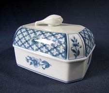 China Blue Porcelain Butter Bowl Heinrich Villeroy & Boch Germany Candy Jar