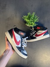 Nike Air Jordan - Noir , Blanc