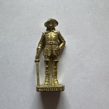Kinder Gold Metal Scame Figure - Musketeer-3
