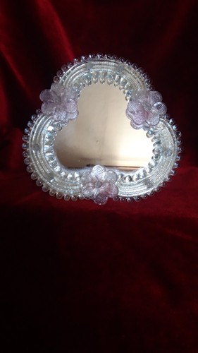 Joli petit miroir - , en