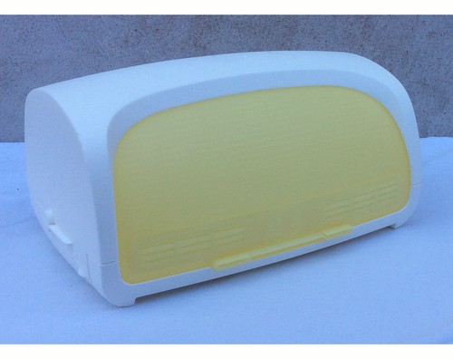 Tupperware huche pain - -,