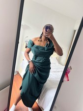 Robe de cocktail à corset