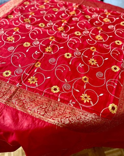 Magnifique nappe table - magnifique,