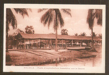 CONGO BELGE-MALELA  cpa   Poste d'exploitation forestière sur le fleuve