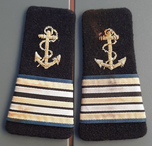 épaulettes brodées marine - or,
