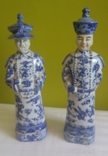 Paire de Mandarins, statues, porcelaines chine, Qing, art oriental asiatique