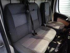 Siege avant droit (banquette