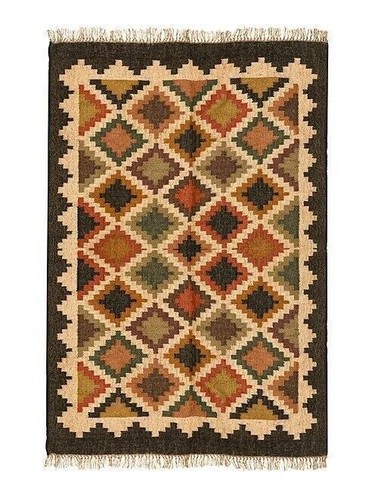 Tapis traditionnel fait main