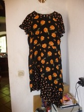 JOLI ROBE NEUF NOIR FLEURI 44