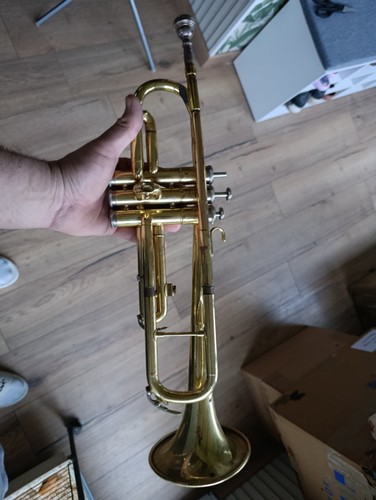Trompette yamaha ytr2420 - trompette,