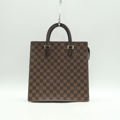Louis vuitton petite - louis,