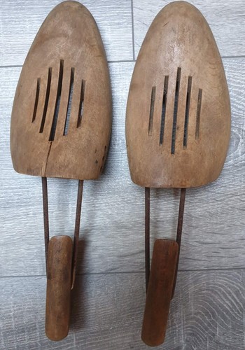Paire embauchoirs bois - paire,