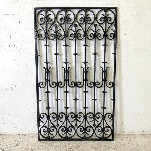 Grille ancienne fonte - en,