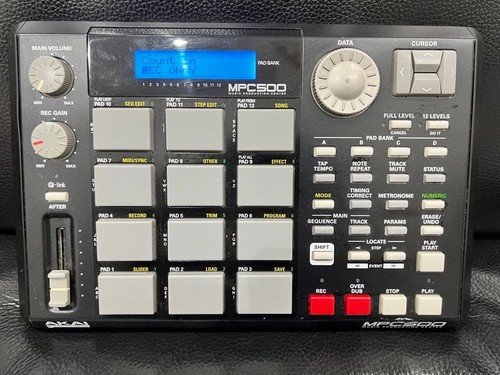 Akai mpc500 sampler sequencer - akai,