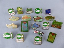 Lot de 19 PIN'S SENSAS Pêche