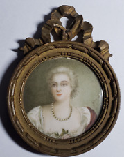 PEINTURE  miniature XIXè signée Portrait FEMME collier de perle ROSE cadre bois