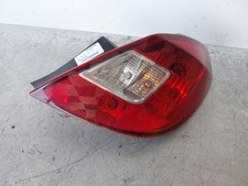 Feu arriere principal droit