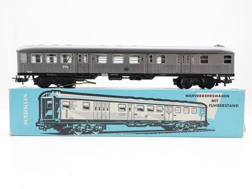 Voiture tourisme märklin - voiture,