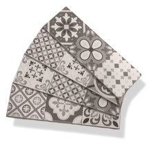 Bord autocollant pour cuisine