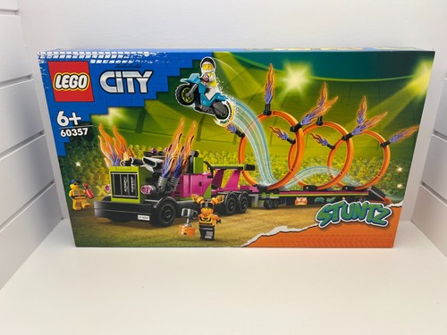 Boite lego city 60357 - , le