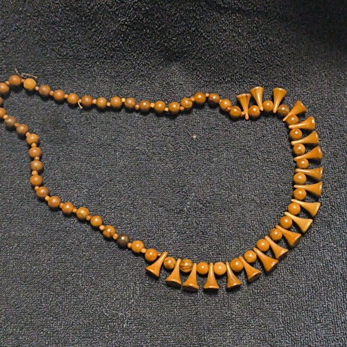 Collier perles bois - en,