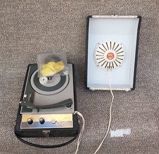 Ancien tourne disque Monarch Farandole pour pièces ou à réparer déco vintage1965