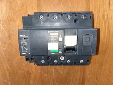 DISJONCTEUR NG125NA 18657