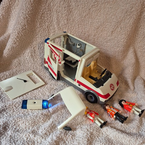 Ambulance playmobil 6685 - ambulance,