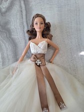 MATTELS BARBIE DOLL COLLECTION!!2006 MONIQUE LHULLIER BRIDE WEDDING!!GOLD...