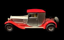 1928 Bugatti Type 44 Y-24  Friction Diecast Car Model No. SS-301