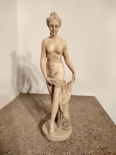 Statue femme nue sculpture - nue,
