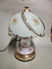 VINTAGE TIFFANY STYLE TOUCH LAMP 3 LEVELS / GLASS AND CERAMIC PETALS 