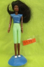 Poupée S734 :    mini Barbie