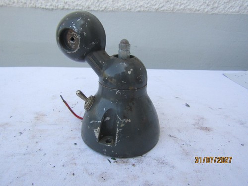 Ancien embase pour - 1..,
