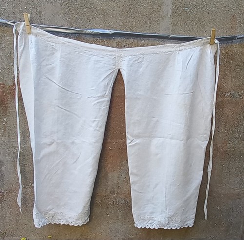 Culotte fendue ancienne - culotte,