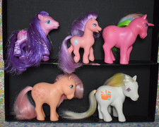 5 PONEY HASBRO -
