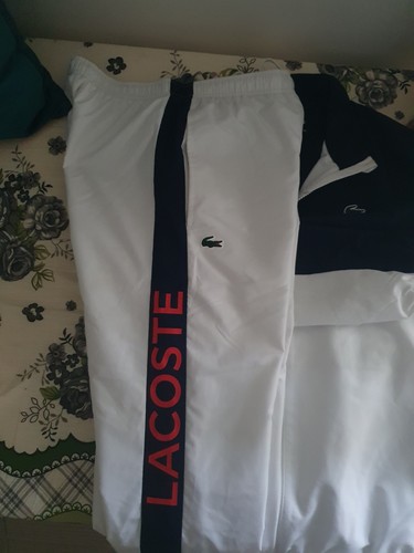 Ensemble lacoste bon - lacoste, État