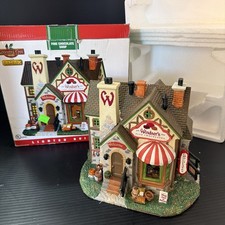 Lemax House - Windsors Fine Chocolates Mint With Box No Cord Christmas Village