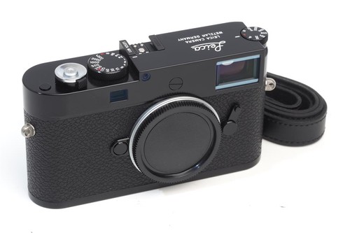 Leica leitz m11 black paint - leica,