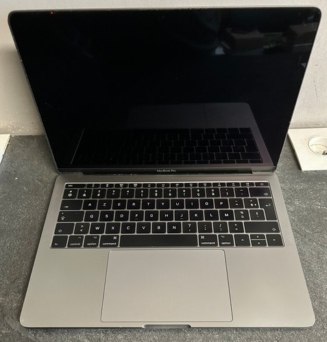Macbook pro 2017 16 go - pro,