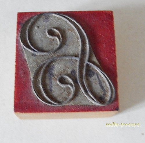 Tampon broderie lettre - broderie,