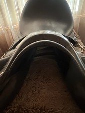Devoucoux Makila Harmonie Monoflap Dressage Saddle 17.5 -18
