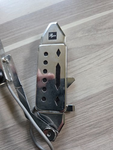 Micro amovible pour guitare - micro,